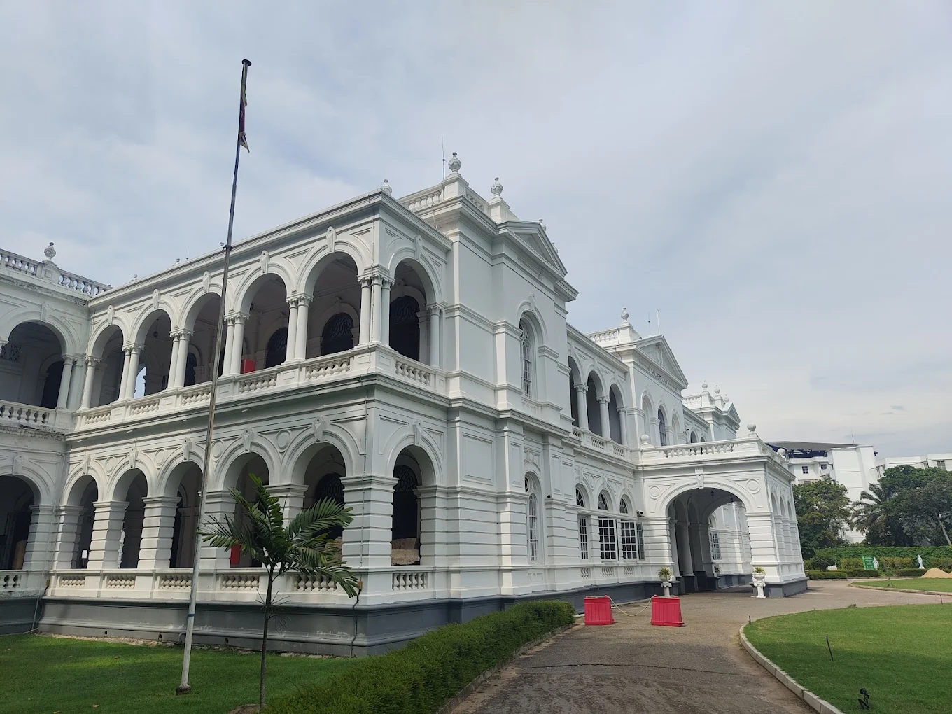 Discovering Sri Lanka's Past: A Journey Through Museums and Archaeological Sites