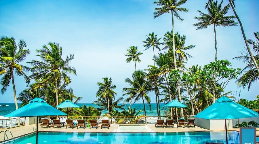 R Degrees Ambalangoda