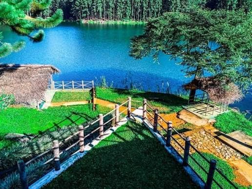 Sembuwatta Lake